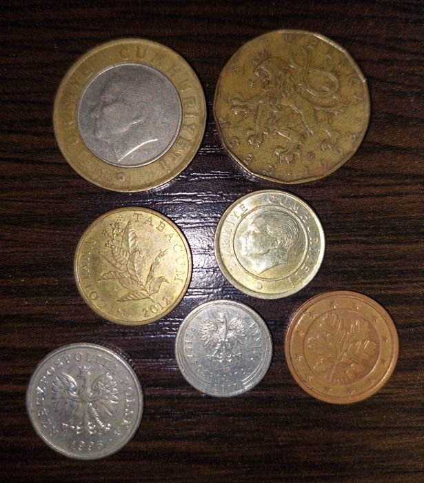 Монеты одним лотом 7 шт.