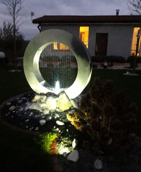 FONTANNA OGRODOWA ze stali nierdzewnej, PIERŚCIEŃ 120 cm. Fontanny