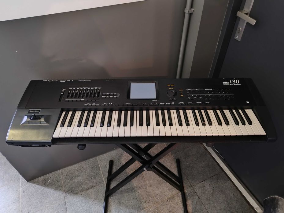 Keyboard / workstation / syntezator Korg i30 HD