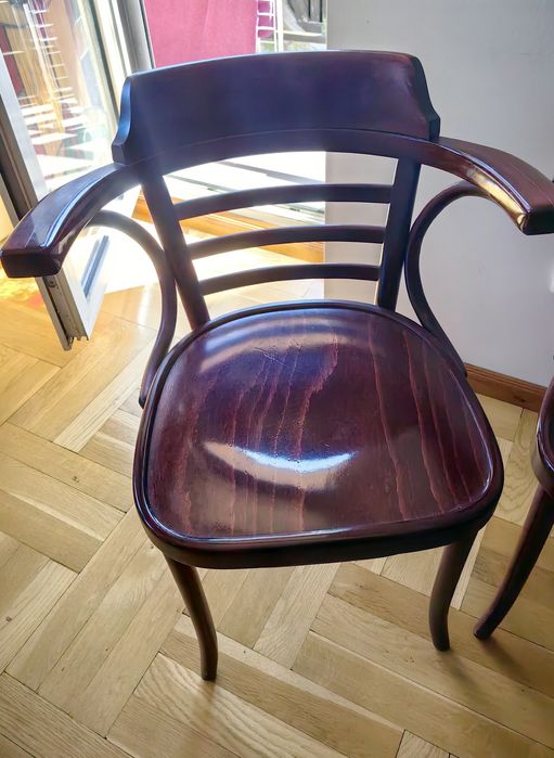 Krzesła gięte THONET