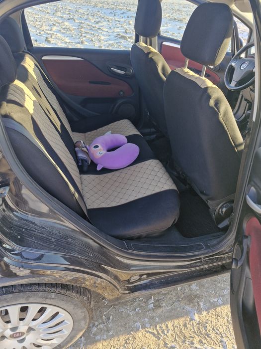 Авто на ходу, на літній шині маю зиму 4шт до встановлення,  потрібен