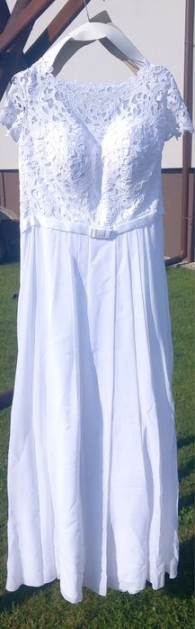 Suknia ślubna biała