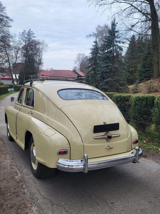 Warszawa Gaz Pobeda M20