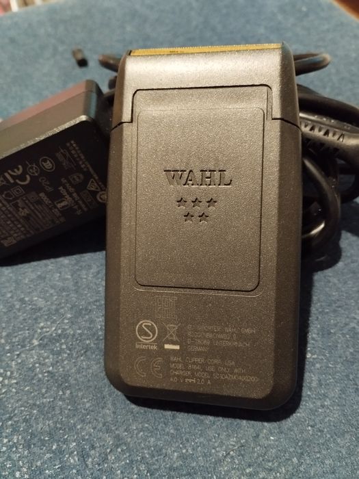 Máquina de acabamento