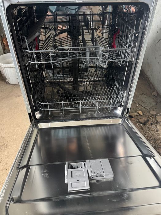 Посудомийна машина whirlpool wie 2b19