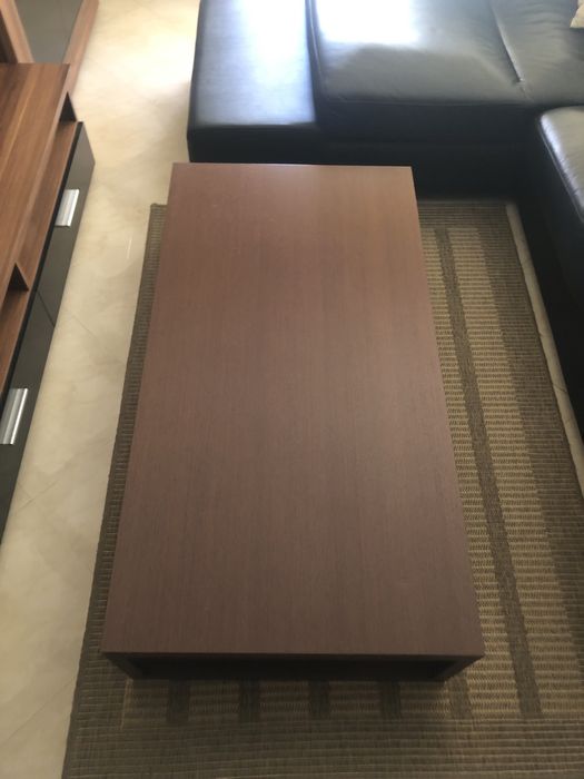 Mesa de sala (madeira maciça)