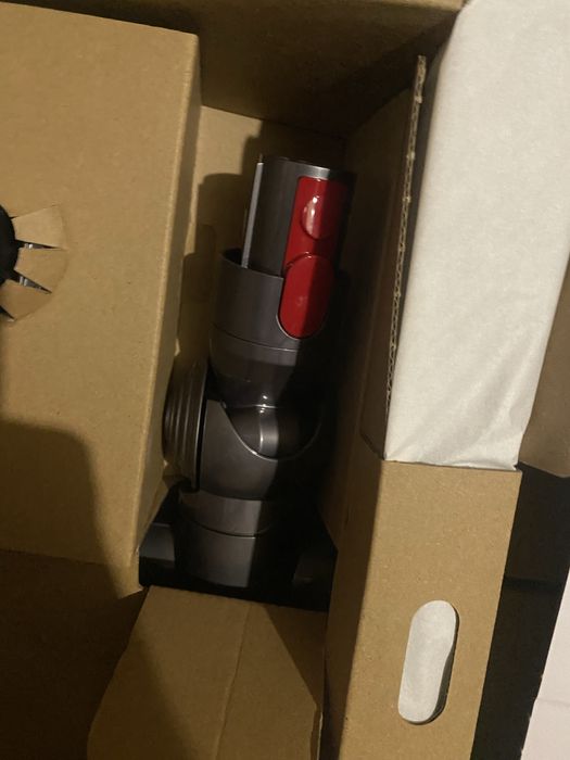 NOWY odkurzacz DYSON V15 Detect Absolute