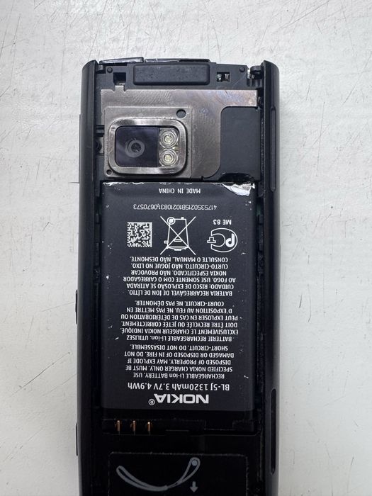 Мобильный телефон Нокия Nokia X6 оптика Carl Zeiss