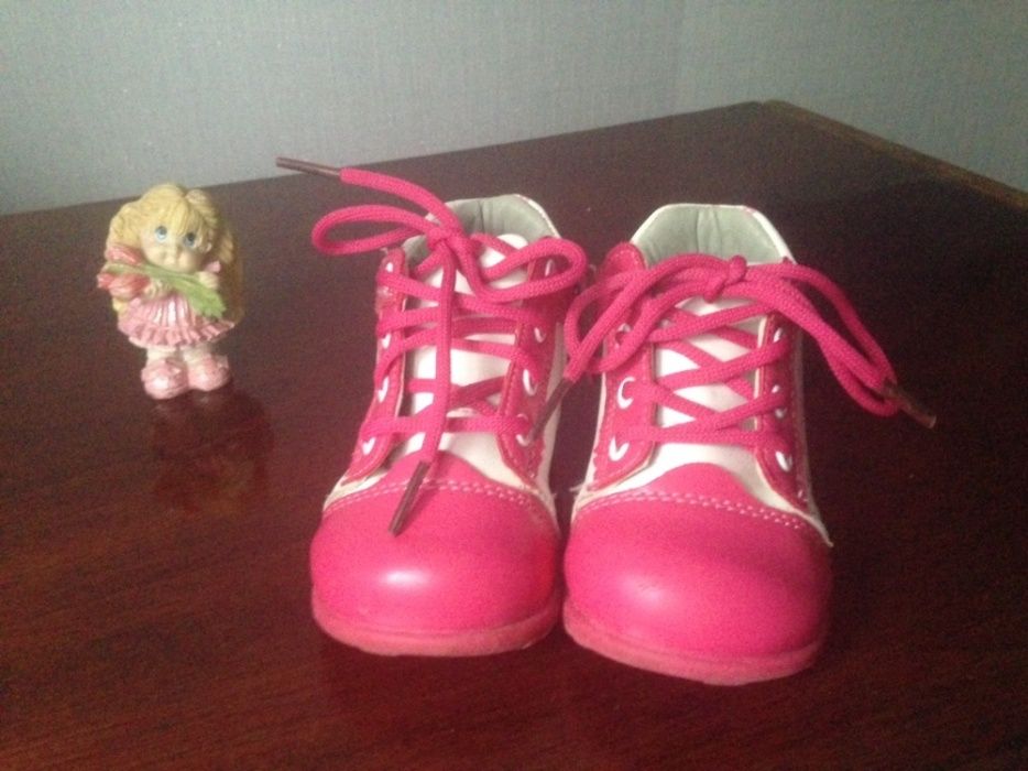 Ботинки для девочки 20р