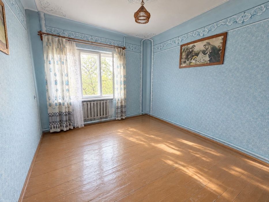 Продаж будинку у Меденичах