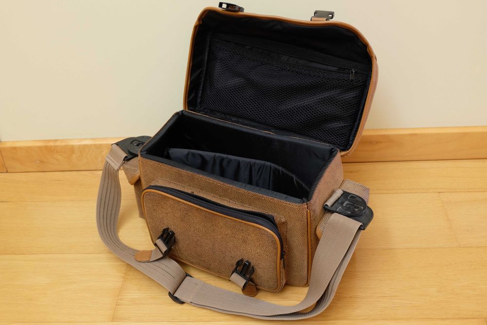 Nikon FM2n - câmara fotográfica SLR