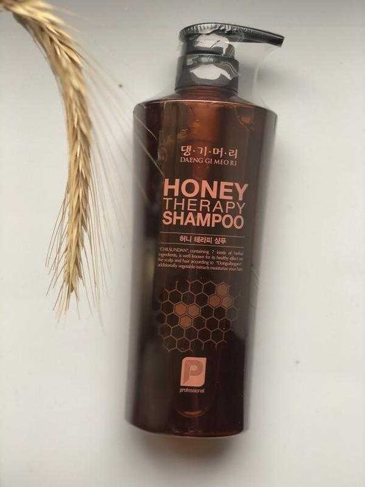 Шампунь для волосся Daeng Gi Meo Ri Медова терапія, 500мл