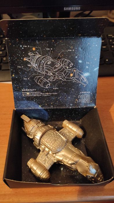 Réplica Serenity como ornamento de Natal, exclusivo Nerdblock