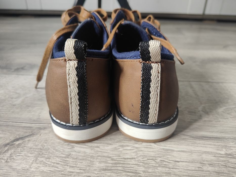 Buty męskie Oksfordy 6/39 oksfordki Cat & Jack