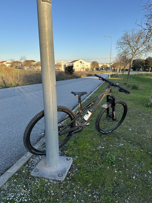 Bicicleta Enduro Canyon neuron 5