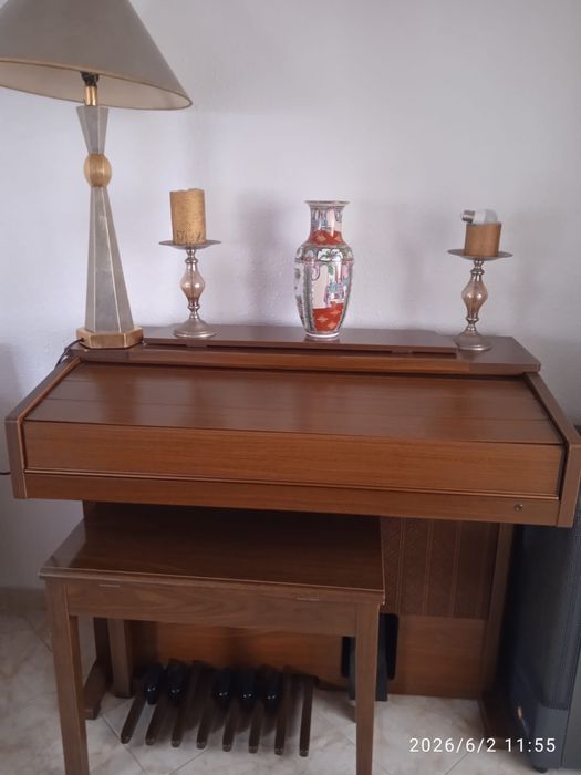 Orgão Yamaha Electone A-55