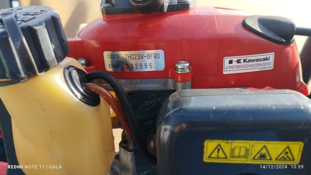 Corta sebes a gasolina