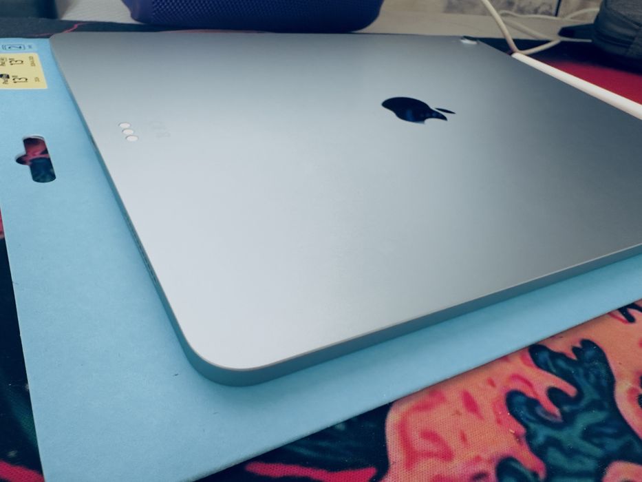 Apple iPad Air 13” M3 256 GB Wi-Fi – Niebieski | Stan idealny | Gwarancja Apple