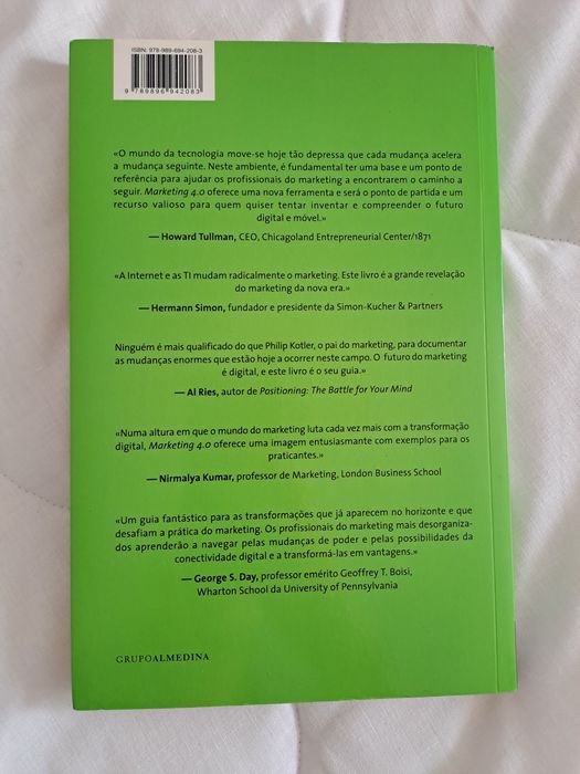 Livro "Marketing 4.0- Mudança do Tradicional para o Digital" de Philip