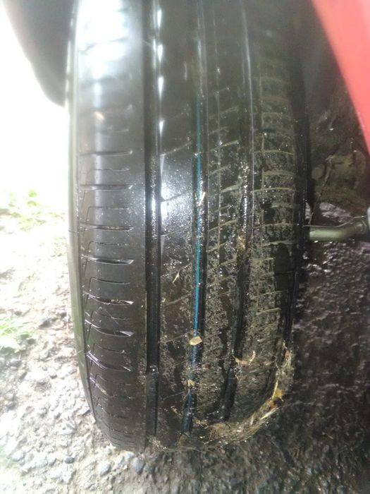 4 peneus e 4 Jantes especias por 250€ negociável