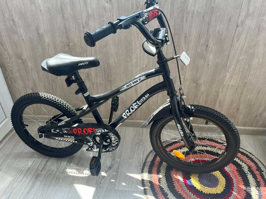 Велосипед дитячий вік 5-7 років