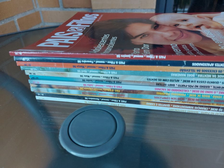 Revista pais e filhos Vendido ano 1998 de Jan a Dez