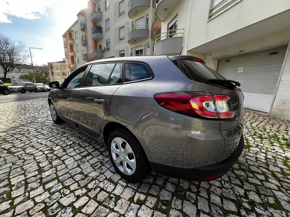 Renault Megane 1.5 DCI Dynamic Break (1 Dono) - Como Nova