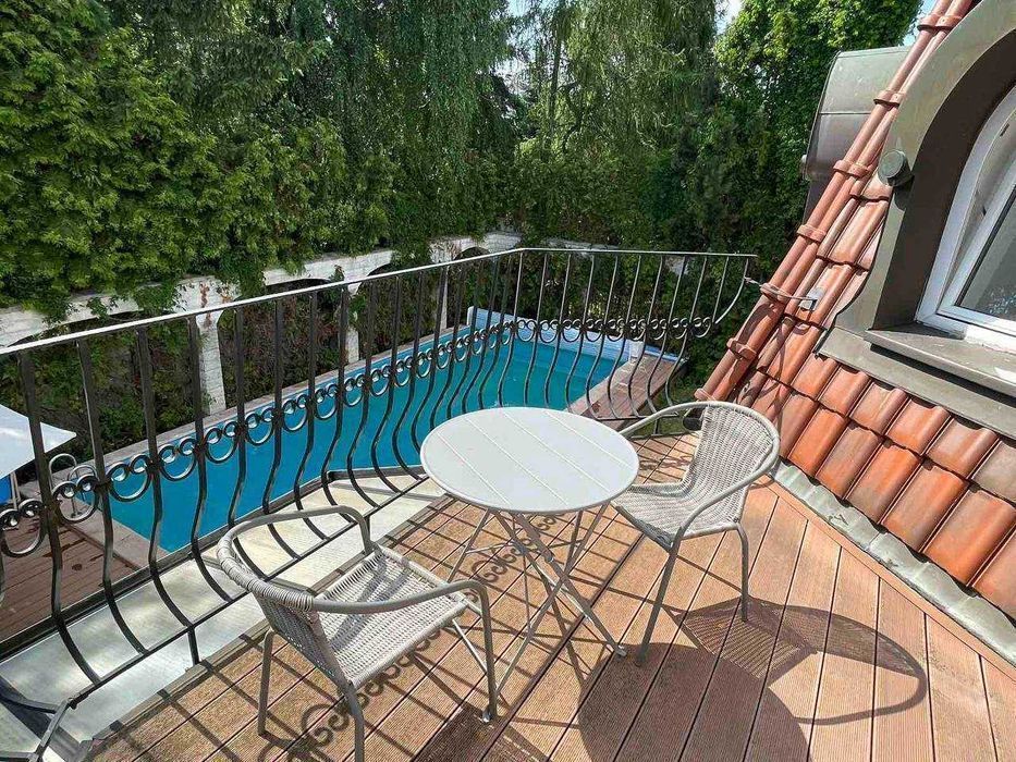 Общежитие Варшава Есть бассейн Говорим по RU UA PL Хостел Hostel pokój