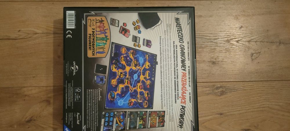 Horrified - gra planszowa