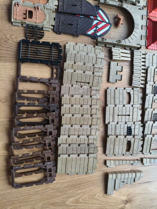 Zamek Playmobil, bardzo dużo elementów