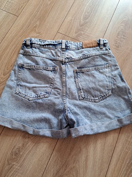Spodenki jeansowe
