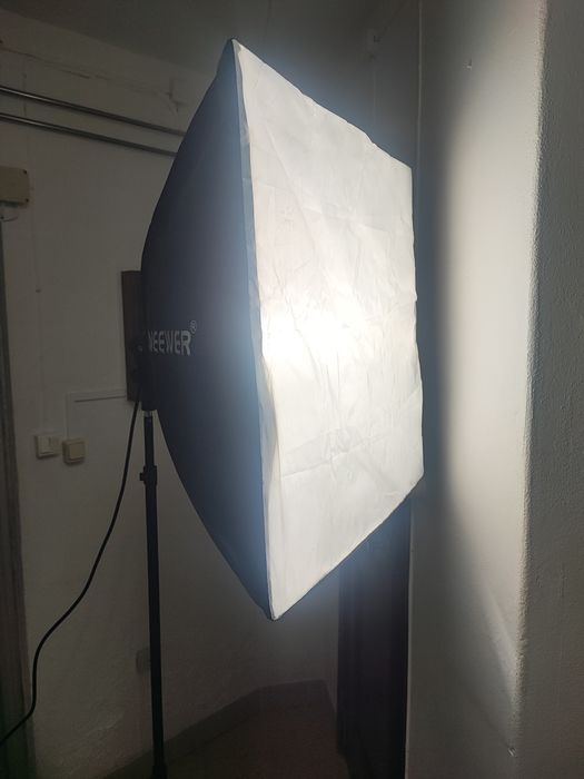 Luz Softbox Neewer 60cmx60cm