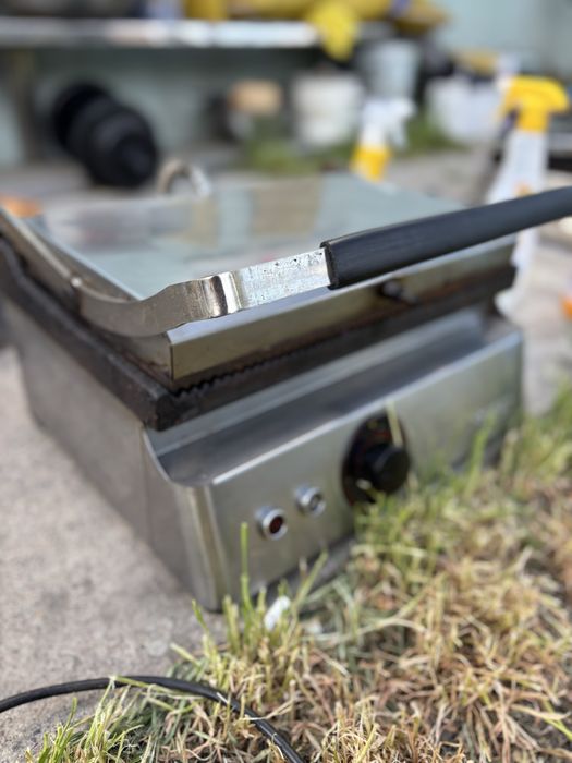 Гриль електричний