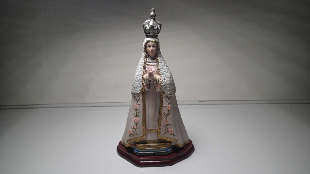 Estatuetas religiosas em cerâmica e marfinite