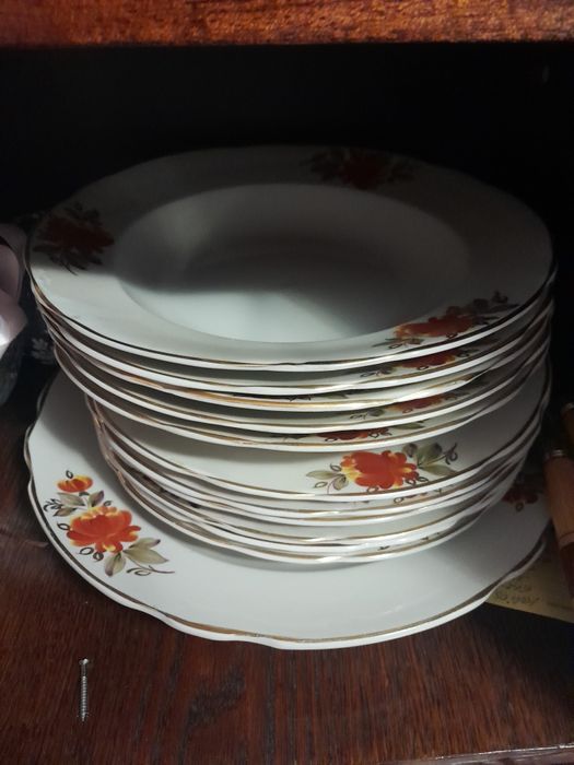Продам Набор тарелок