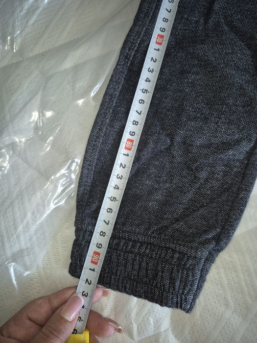 Продам 2і пари штанів 158см на флісі