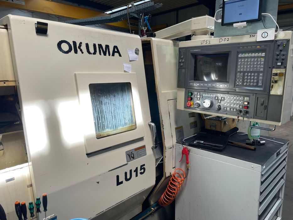 Токарний верстат (токарный станок) Okuma Lu15