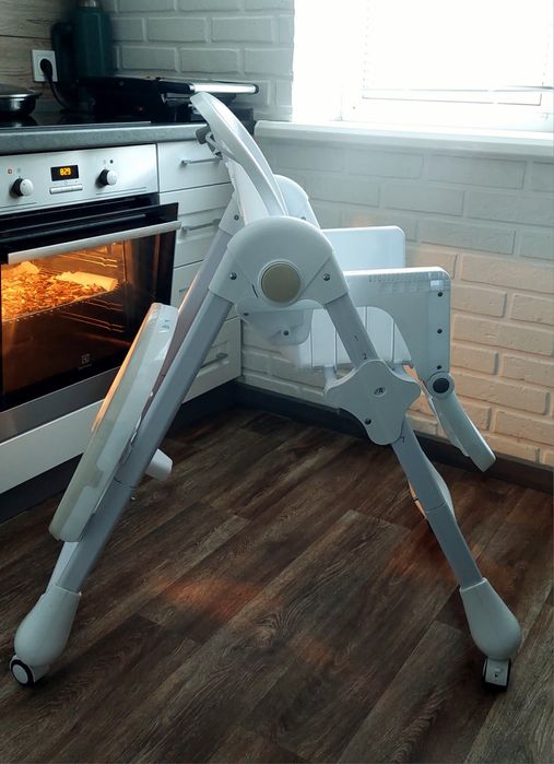 Дитячий стільчик