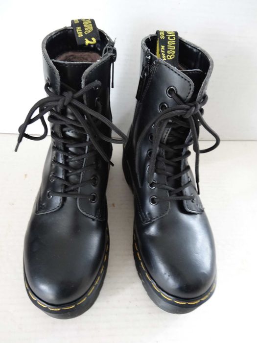 Buty Dr. Martens Jadon roz 35 Skóra Ocieplane