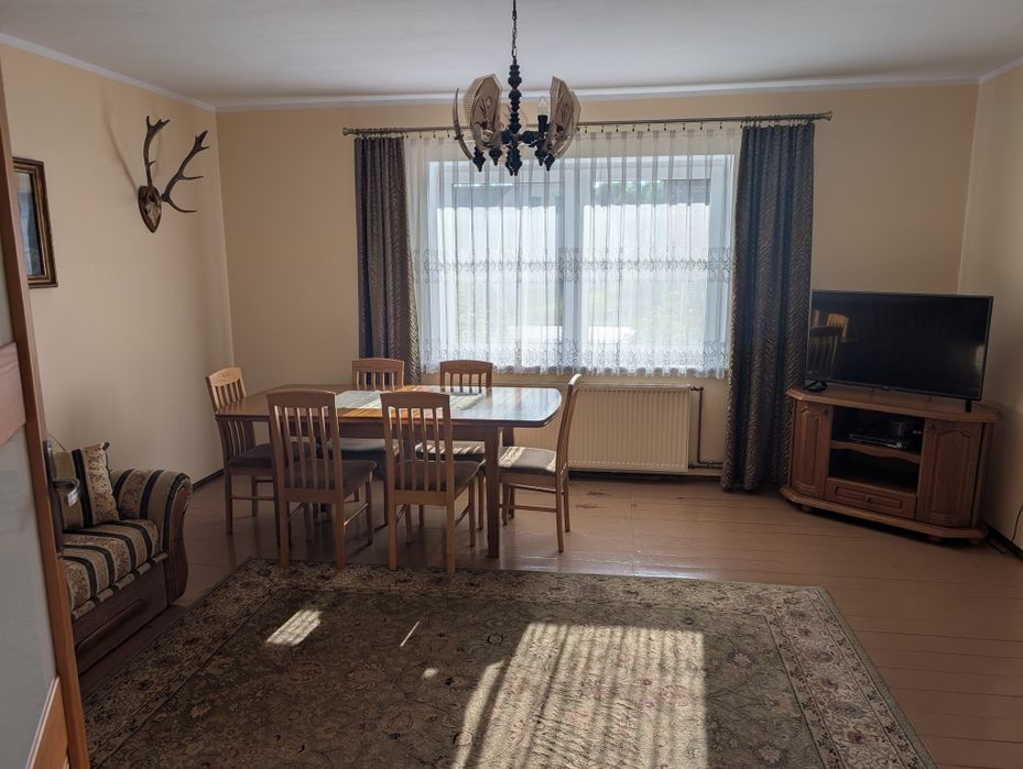 Umeblowany dom z dużą działką