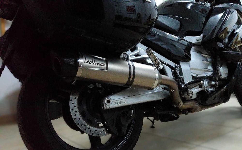 Yamaha FJR 1300 (2013) – 52.000 km – Full Extras – Oportunidade