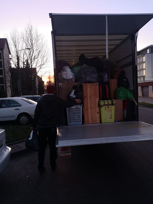 Bagażówka, montaż mebli, transport mebli, auto z windą, przeprowadzka