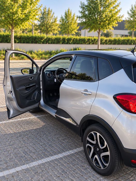 Renault Captur | 1 unico proprietario — photo 4