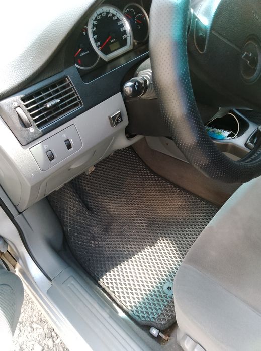 Продам CHEVROLET Lacetti  2007 г. в.