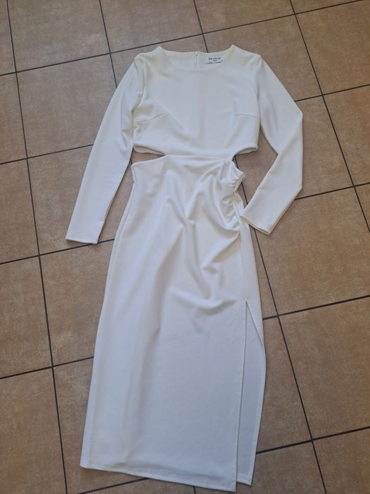 Elegancka sukienka na komunie chrzciny wesele S/m