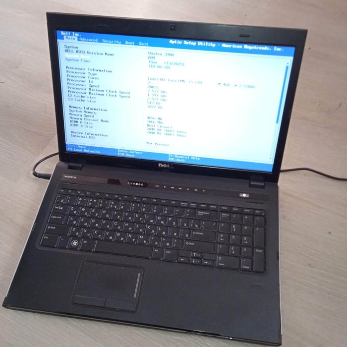 Ноутбук Dell Vostro 3700 17" на запчастини