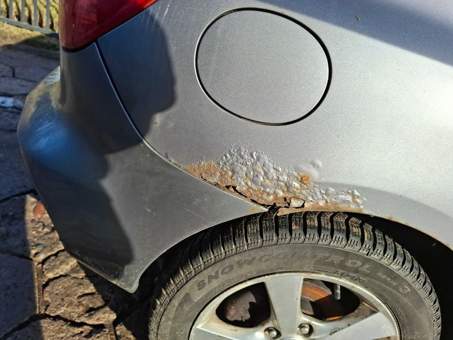 Mazda 3 hatchback rocznik 2004 / silnik 1,6