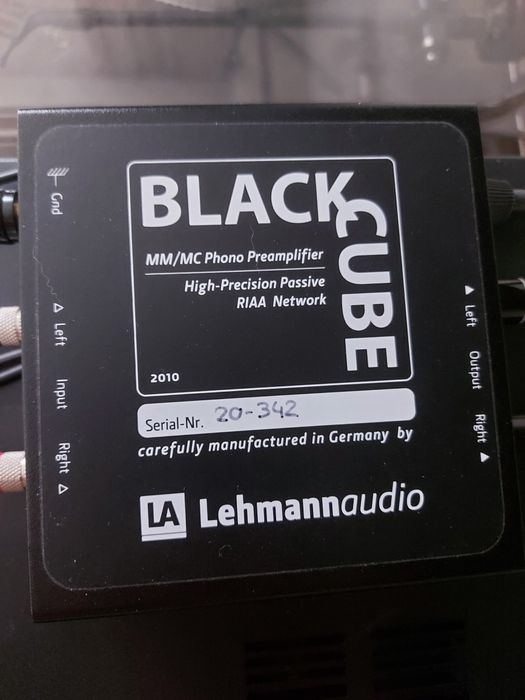 Продам шикарный фонокорректор MM/MC Lehman black cube