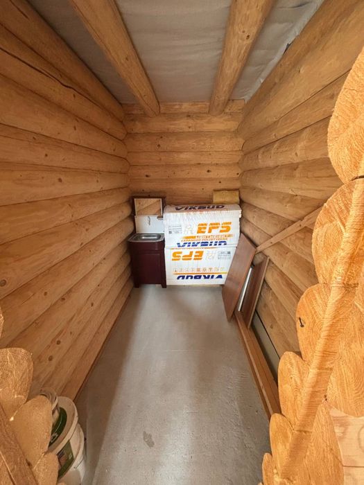 Продам будинок із дикого зрубу з ділянкою біля Києва! село Бзів