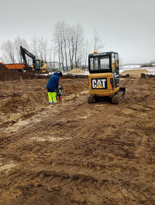 Minikoparka, prace ziemne, młot wyburzeniowy, wywrotka do 3.5 t